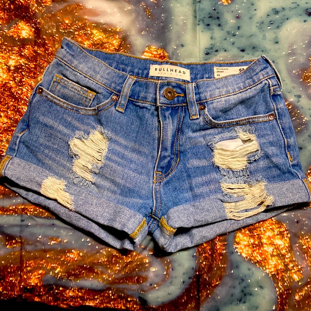 Bullhead boyfriend denim shorts